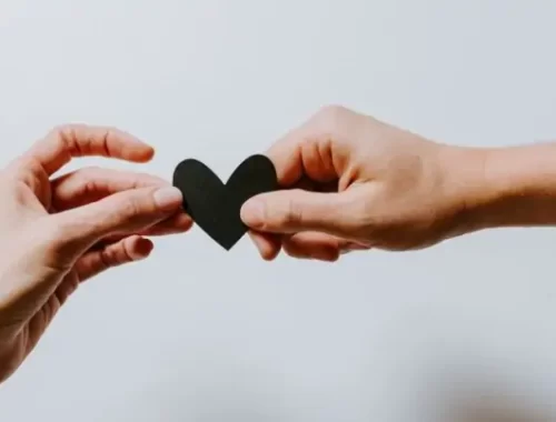 Long-Distance, Real Love: How Tech Is Making Relationships Work Across Time Zones